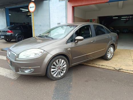 FIAT Linea 1.8 16V 4P FLEX ABSOLUTE DUALOGIC AUTOMATIZADO, Foto 4