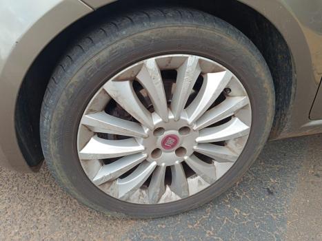 FIAT Linea 1.8 16V 4P FLEX ABSOLUTE DUALOGIC AUTOMATIZADO, Foto 8