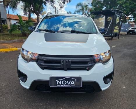 FIAT Mobi 1.0 4P FLEX EVO TREKKING, Foto 2