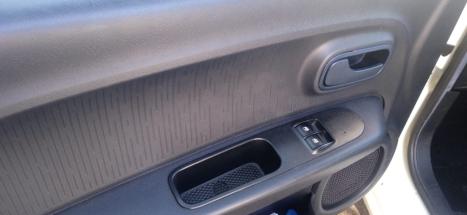 FIAT Mobi 1.0 4P FLEX DRIVE FIRE FLY, Foto 10