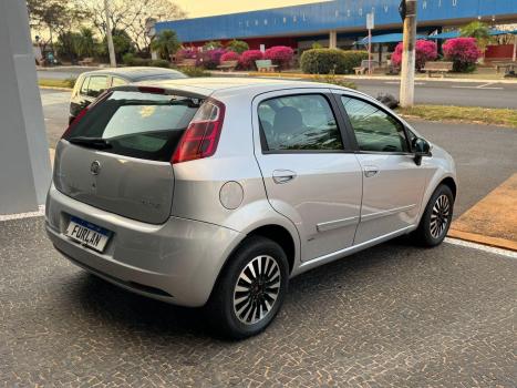 FIAT Punto 1.4 4P ELX FLEX, Foto 2