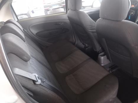 FIAT Punto 1.4 FLEX 4P, Foto 12