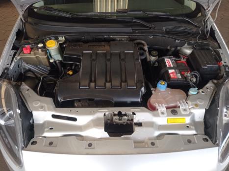 FIAT Punto 1.4 FLEX 4P, Foto 16