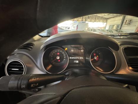 FIAT Punto 1.6 16V 4P ESSENCE FLEX, Foto 4