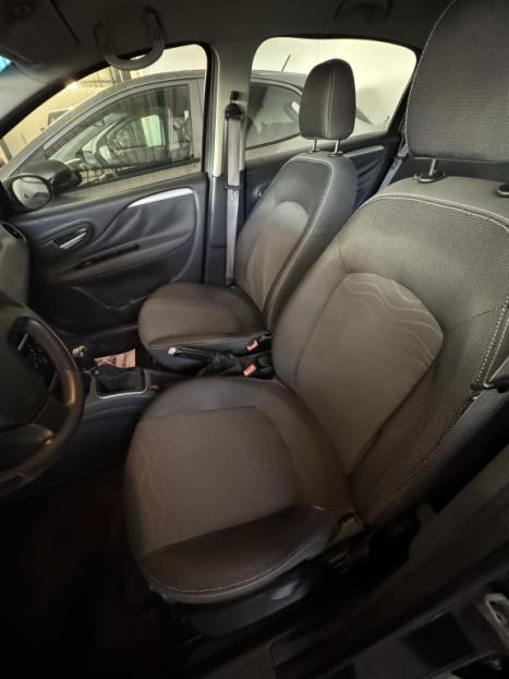 FIAT Punto 1.6 16V 4P ESSENCE FLEX, Foto 6