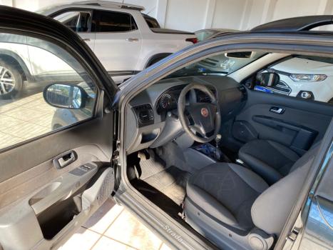 FIAT Strada 1.4 3P WORKING FLEX CABINE DUPLA, Foto 6