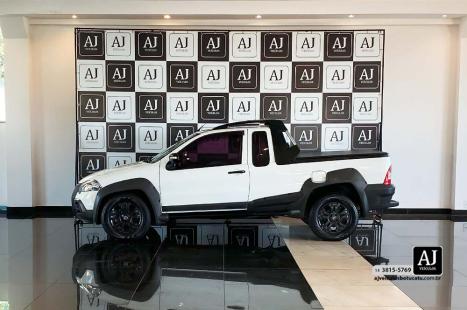 FIAT Strada 1.8 16V FLEX ADVENTURE CABINE ESTENDIDA, Foto 5
