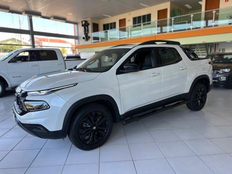 FIAT Toro 1.3 16V 4P FLEX 270 TURBO VOLCANO AUTOMTICO, Foto 3