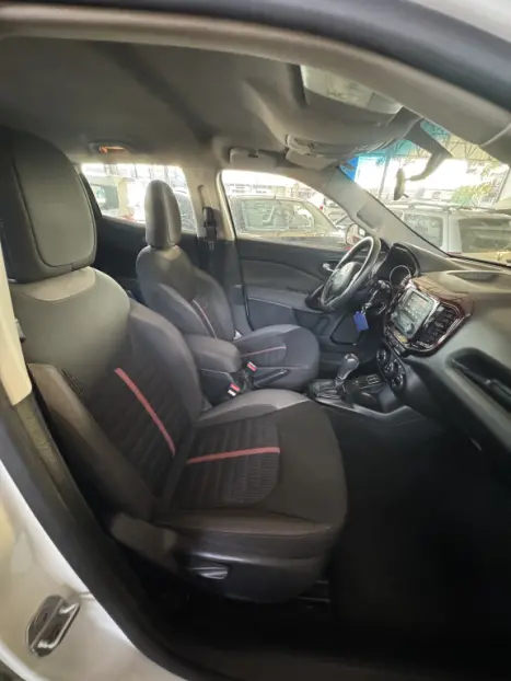 FIAT Toro 1.8 16V 4P FLEX FREEDOM AUTOMTICO, Foto 8