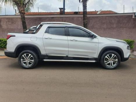 FIAT Toro 2.0 16V 4P VOLCANO 4WD TURBO DIESEL AUTOMTICO, Foto 4