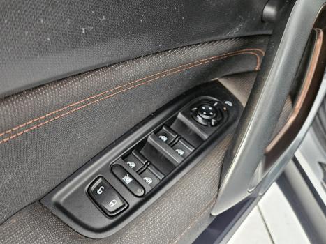 FIAT Toro 2.0 16V 4P VOLCANO 4WD TURBO DIESEL AUTOMTICO, Foto 7