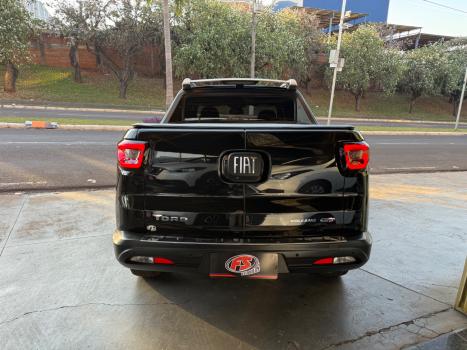 FIAT Toro 2.0 16V 4P VOLCANO 4WD TURBO DIESEL AUTOMTICO, Foto 4