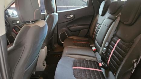 FIAT Toro 2.4 16V 4P FREEDOM MULTIAIR FLEX AUTOMTICO, Foto 9