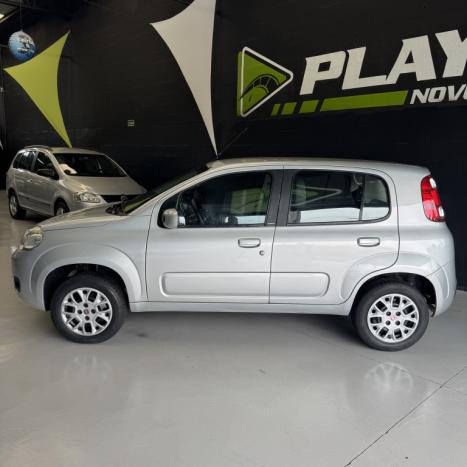 FIAT Uno 1.0 4P FLEX EVO VIVACE CELEBRATION, Foto 5