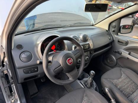 FIAT Uno 1.0 FLEX VIVACE, Foto 6