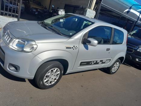 FIAT Uno 1.0 FLEX VIVACE, Foto 1