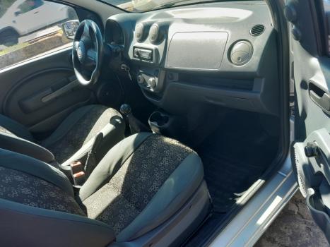 FIAT Uno 1.0 FLEX VIVACE, Foto 4