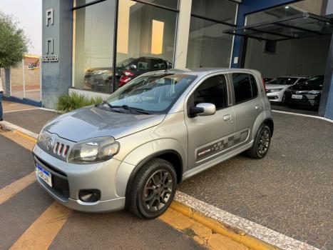 FIAT Uno 1.4 4P FLEX SPORTING, Foto 2