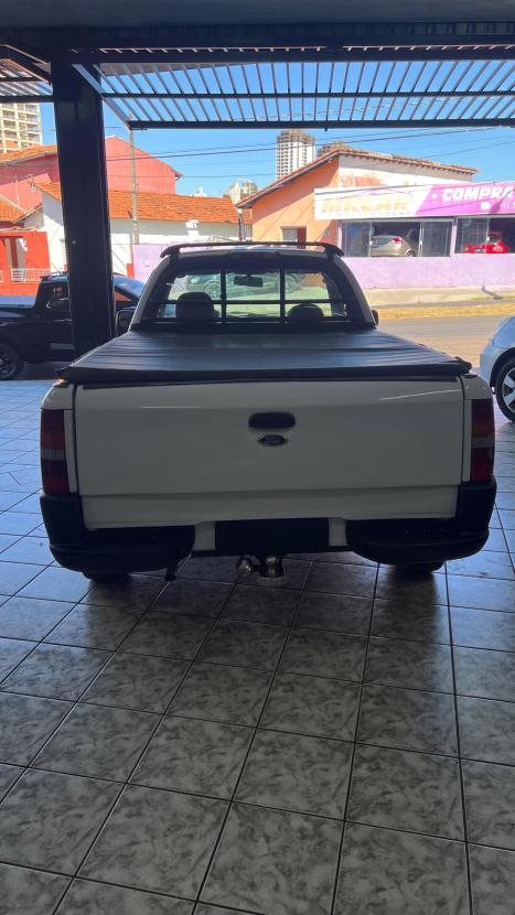 FORD Courier 1.6 16V SI, Foto 2