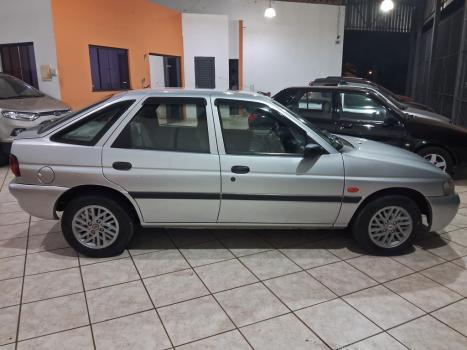 FORD Escort 1.6 4P GL, Foto 4