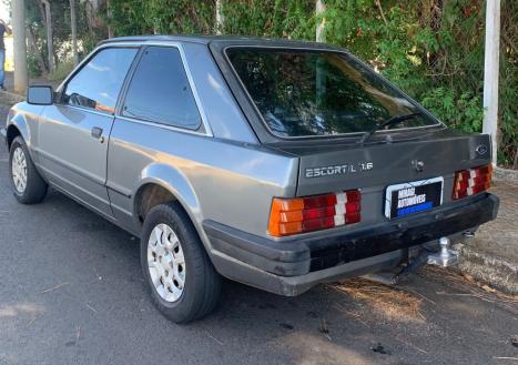 FORD Escort 1.6 L, Foto 2