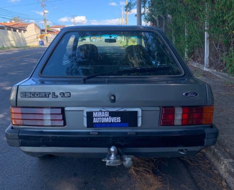 FORD Escort 1.6 L, Foto 4