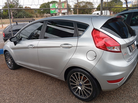 FORD Fiesta Hatch 1.6 16V 4P FLEX TITANIUM POWERSHIFT AUTOMTICO, Foto 2