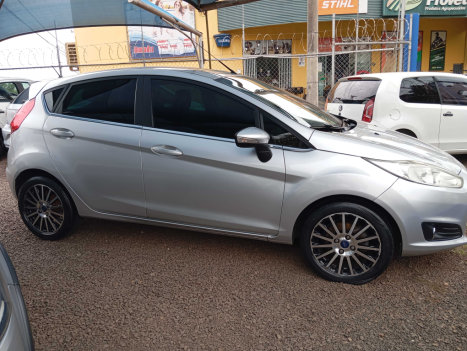 FORD Fiesta Hatch 1.6 16V 4P FLEX TITANIUM POWERSHIFT AUTOMTICO, Foto 4