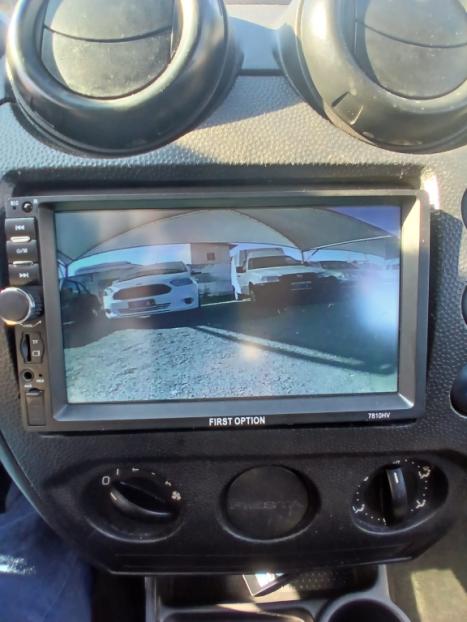 FORD Fiesta Hatch 1.0 4P FLEX, Foto 4