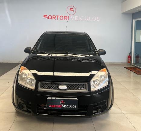 FORD Fiesta Hatch 1.0 4P, Foto 2