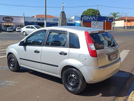 FORD Fiesta Hatch 1.0 4P, Foto 3