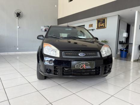 FORD Fiesta Hatch 1.6 4P FLEX, Foto 2