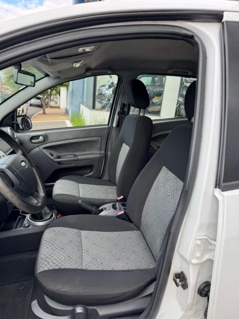 FORD Fiesta Hatch 1.0 4P SE FLEX, Foto 7