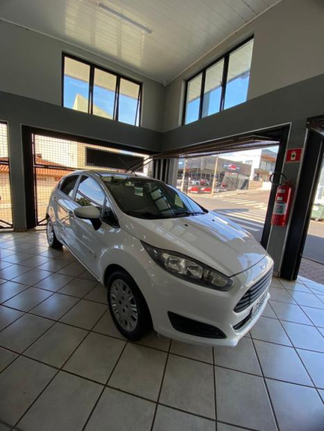 FORD Fiesta Hatch 1.5 16V 4P S FLEX, Foto 1