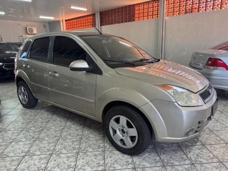 FORD Fiesta Hatch 1.6, Foto 4