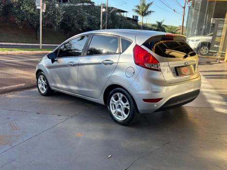 FORD Fiesta Hatch 1.0 4P SEL ECOBOOST TURBO POWERSHIFT AUTOMTICO, Foto 4