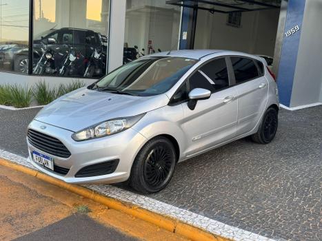 FORD Fiesta Hatch 1.5 16V 4P S FLEX, Foto 2