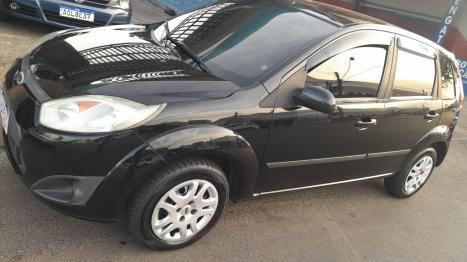 FORD Fiesta Hatch 1.6 4P, Foto 2
