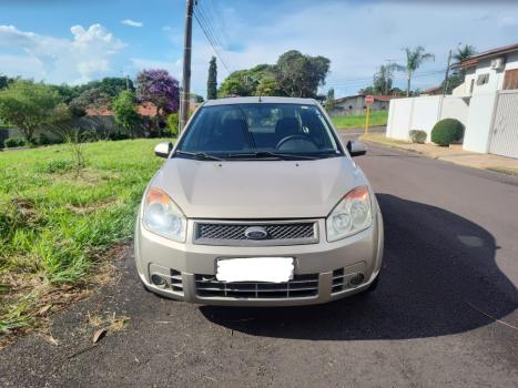 FORD Fiesta Sedan 1.6 4P FLEX, Foto 3