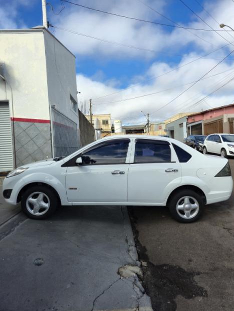 FORD Fiesta Sedan 1.6 4P CLASS FLEX, Foto 4