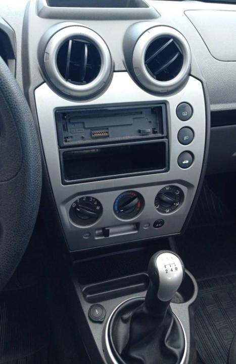 FORD Fiesta Sedan 1.6 4P FLEX, Foto 6