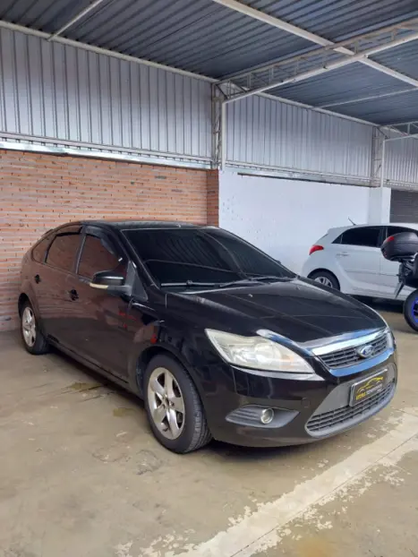 FORD Focus Hatch 1.6 16V 4P FLEX GL, Foto 2