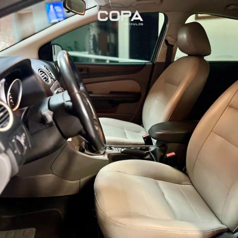 FORD Focus Hatch 1.6 4P, Foto 9