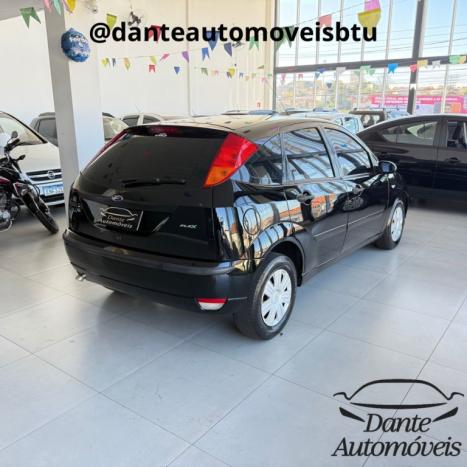 FORD Focus Hatch 1.6 16V 4P SE PLUS FLEX, Foto 3