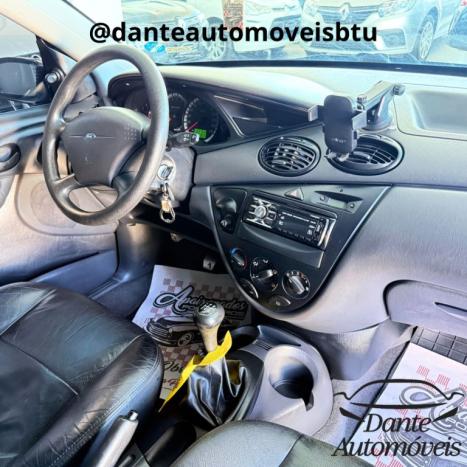 FORD Focus Hatch 1.6 16V 4P SE PLUS FLEX, Foto 6