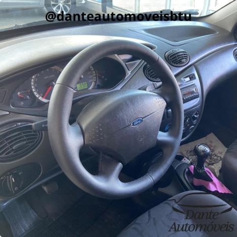 FORD Focus Hatch 1.6 16V 4P SE PLUS FLEX, Foto 5