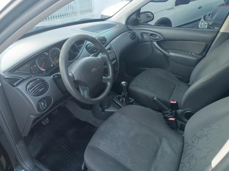 FORD Focus Hatch 1.6 4P, Foto 3