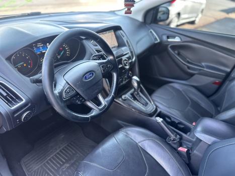 FORD Focus Hatch 2.0 16V 4P FLEX TITANIUM POWERSHIFT AUTOMTICO, Foto 5