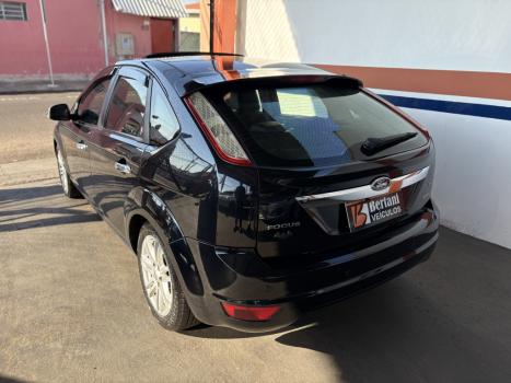 FORD Focus Hatch 2.0 16V 4P GHIA AUTOMTICO, Foto 8