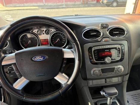 FORD Focus Hatch 2.0 16V 4P GHIA AUTOMTICO, Foto 10